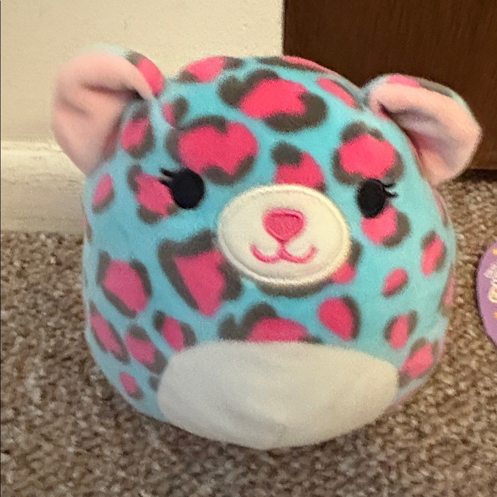 Leopard Squishmallow Set - Picture 4 of 5